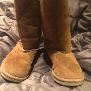 Girls UGG boots